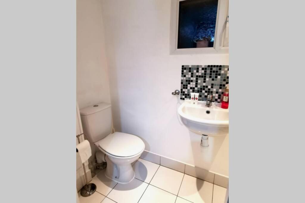 Private Comfortable Guest Suite - Nottingham Exteriér fotografie